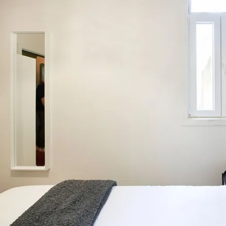 Image 6 - Rua Francisco Sanches - Room for rent