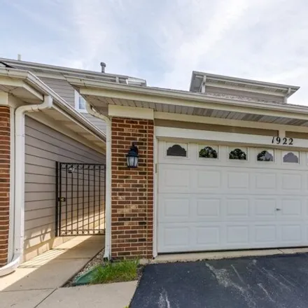 Rent this 3 bed house on 1929 Keystone Place in Schaumburg, IL 60193