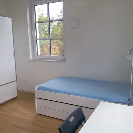 Rent this 3 bed apartment on Leonorenstraße 35 in 12247 Berlin, Germany