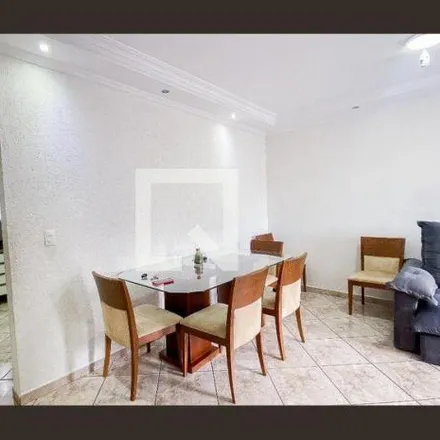 Buy this 2 bed apartment on Rua Manoel Ferraz in Vila Humaitá, Santo André - SP