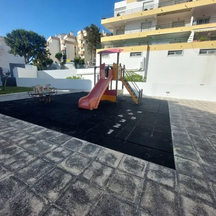 Image 9 - Continente, Rua Quinta da Baleia, 2655-300 Ericeira, Portugal - Apartment for rent