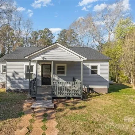 Image 3 - 595 Moore Street, Wadesboro, NC 28170, USA - House for sale