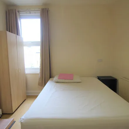 Rent this 4 bed apartment on Precentor's Court in York, YO1 7HG