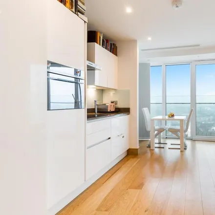 Rent this studio apartment on Baltimore Tower in 25 Crossharbour Plaza, Millwall
