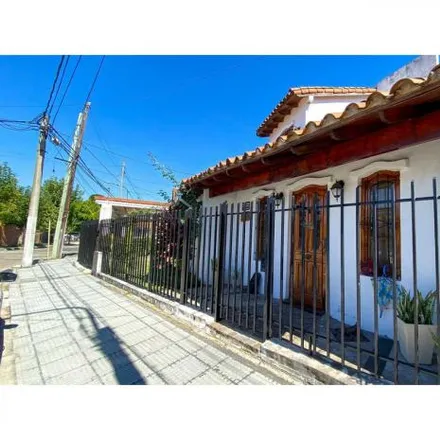 Buy this 3 bed house on 1002 - Aviador Behrens 6999 in Partido de Tres de Febrero, B1683 AEV Ciudad Jardín Lomas del Palomar