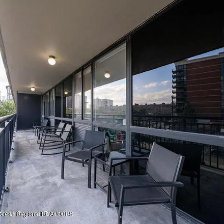 Image 7 - The Skyline, 551 Observer Highway, Hoboken, NJ 07030, USA - Apartment for rent