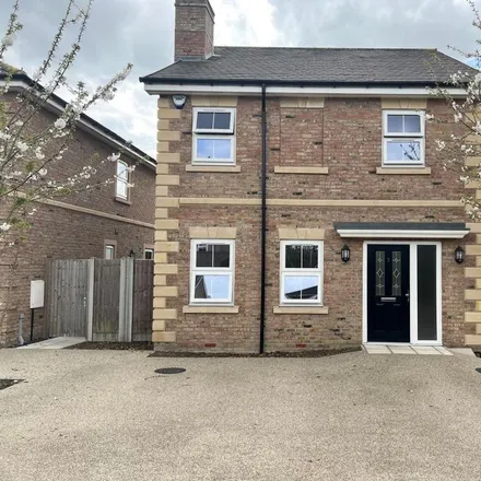 Rent this 3 bed house on unnamed road in Penenden Heath, ME14 2FF