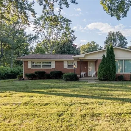 Image 3 - 413 Merryman Drive, Arctic Springs, Jeffersonville, IN 47130, USA - House for sale