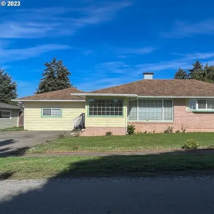 Buy this 3 bed house on 318 North Hazel Street in Brookings, OR 97415