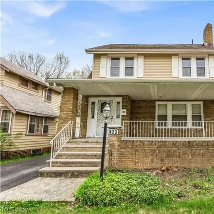 Rent this 5 bed house on 907 Selwyn Road in Cleveland Heights, OH 44112