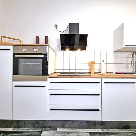 Rent this 2 bed apartment on Paul-Ernst-Straße 9 in 04159 Leipzig, Germany