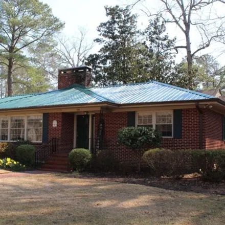Image 2 - 202 W Woodlawn Dr, Williamston, North Carolina, 27892 - House for sale