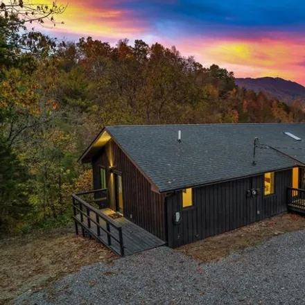 Buy this 5 bed house on Goose Gap Road in Pleasant Hill, Sevier County