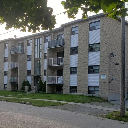 Rent this 3 bed apartment on 115 Mausser Avenue in Kitchener, ON N2M 3W4