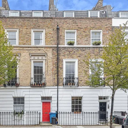 Rent this 4 bed apartment on 117 Richmond Avenue in Angel, London