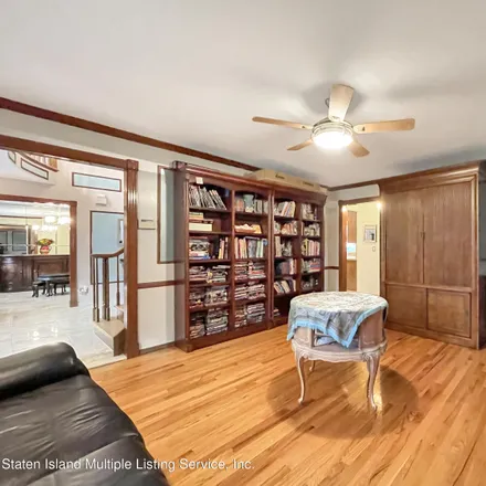 Image 8 - 2 Johanna Lane, New York, NY 10309, USA - Duplex for sale