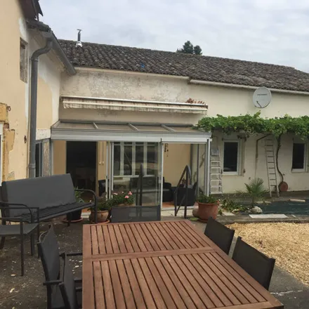 Buy this 4 bed house on 59 Place des Arcades in 47150 Monflanquin, France