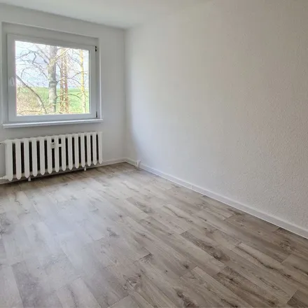 Rent this 3 bed apartment on Neubauweg 6 in 39393 Ohrsleben, Germany
