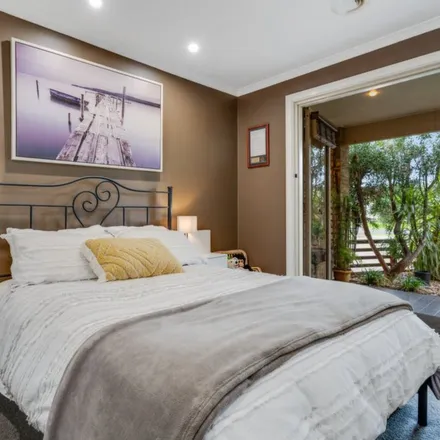 Rent this 3 bed apartment on Redgum Court in Belmont VIC 3216, Australia