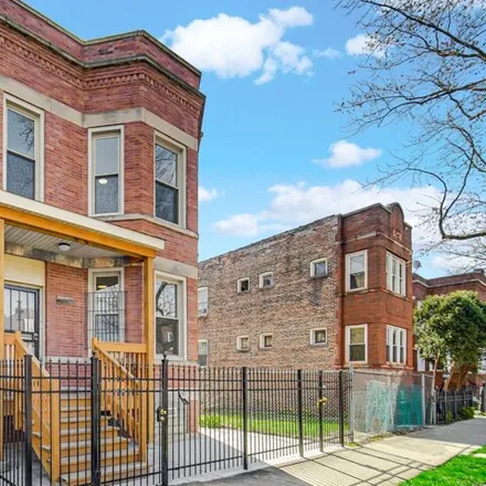 Image 2 - 6333 South May Street, Chicago, IL 60620, USA - House for sale