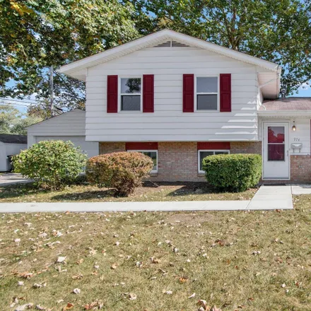 Buy this 4 bed house on 984 Sutton Place in Columbus, OH 43068