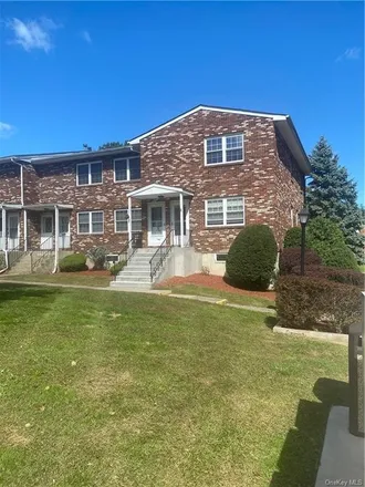 Image 1 - 276 Temple Hill Road, Vails Gate, New Windsor, NY 12553, USA - Condo for sale