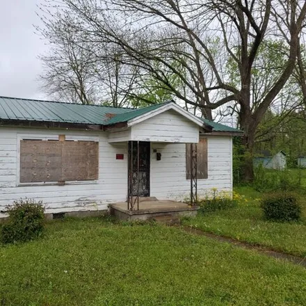 Buy this 3 bed house on 173 Craddock Street in Humboldt, TN 38343