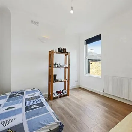 Image 6 - West Ella Road, London, NW10 9PX, United Kingdom - Apartment for sale