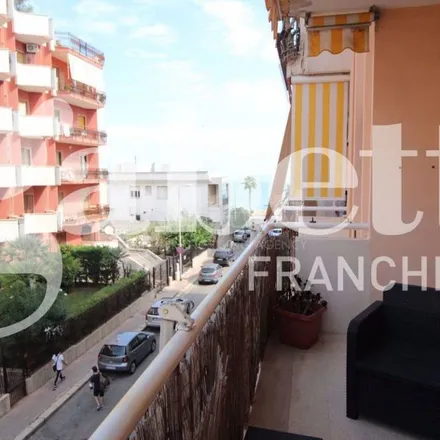 Image 5 - Via Zara, 76125 Trani BT, Italy - Apartment for rent