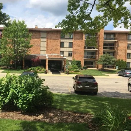 Buy this 2 bed condo on Lake Hinsdale Drive in Willowbrook, DuPage County