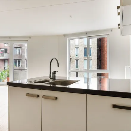 Rent this 2 bed apartment on Sigmaplantsoen 94 in 2321 KN Leiden, Netherlands