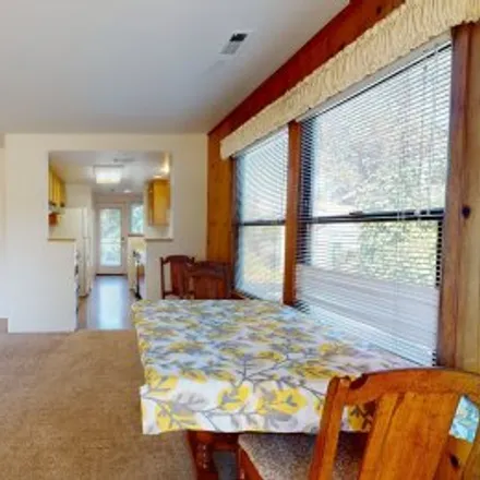 Image 1 - 3296 Rogue River Hwy, Gold Hill - Apartment for sale