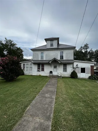 Buy this 4 bed house on 187 Stanford Street in Crab Orchard, Lincoln County