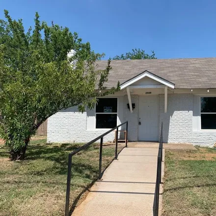 Rent this 3 bed house on 2949 Milam Street in Handley, Fort Worth