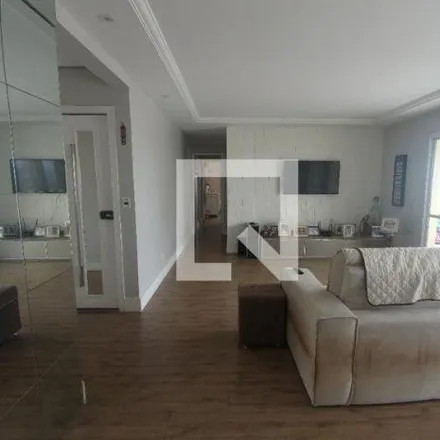 Buy this 4 bed apartment on Rua Dona Leopoldina in Vila Augusta, Guarulhos - SP