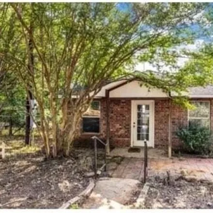Image 4 - 1421 Shady Rest Lane, Corinth, TX 76210, USA - House for sale