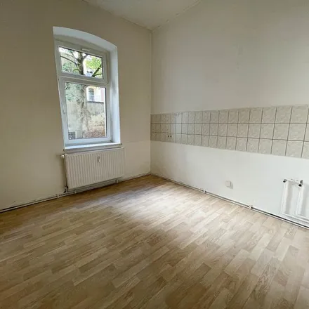 Rent this 1 bed apartment on Talbrücke Alberoda in Hangweg, 08280 Aue