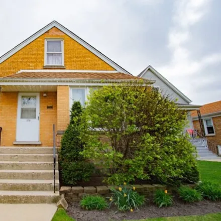 Image 2 - 5731 West Warwick Avenue, Chicago, IL 60634, USA - House for sale