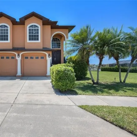 Buy this 3 bed house on 5310 Jobeth Drive in Elfers, FL 34652