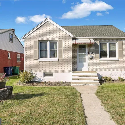 Buy this 3 bed house on 595 Reading Avenue in West Reading, Berks County