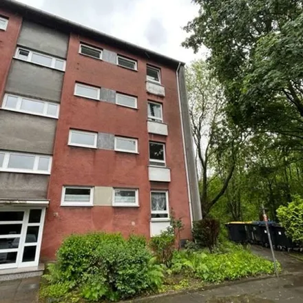Rent this 3 bed apartment on Händelstraße 21 in 47226 Duisburg, Germany