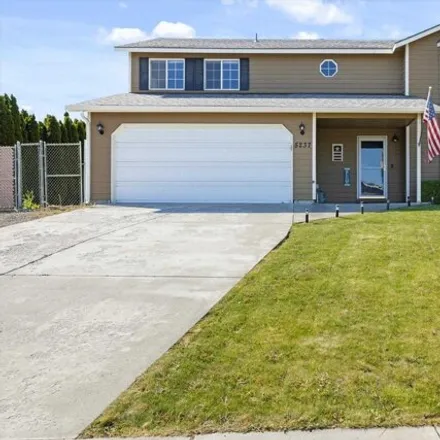 Buy this 4 bed house on 5239 South Dayton Street in Benton County, WA 99337