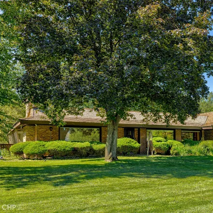 Image 2 - 102 South Wheeling Road, Prospect Heights, Wheeling Township, IL 60070, USA - House for sale