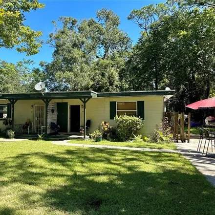 Buy this studio house on 93 Ford Street in Ormond Beach, FL 32174