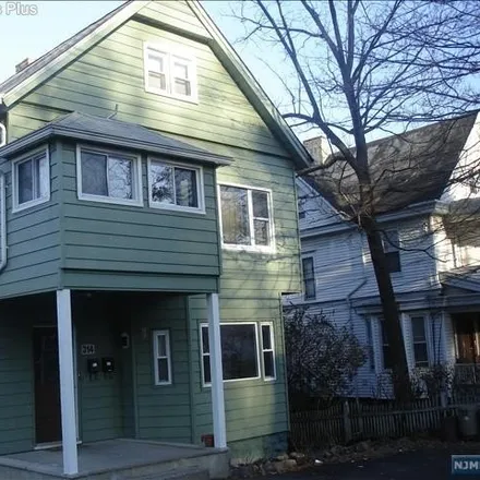 Rent this 3 bed house on 314 Grand Avenue in Leonia, Bergen County