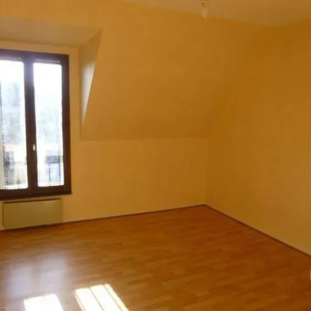 Rent this 3 bed apartment on 9 Rue Raspail in 36000 Châteauroux, France