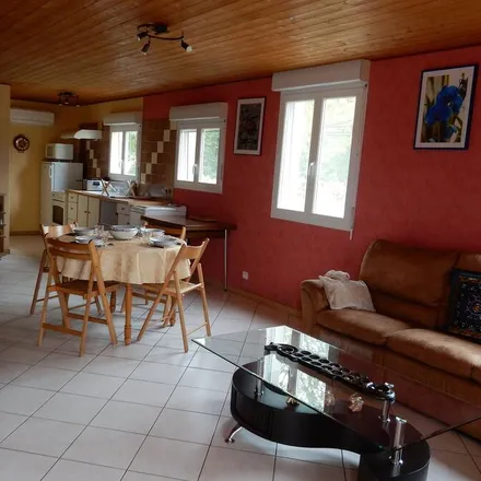 Image 2 - 46230 Bach, France - House for rent