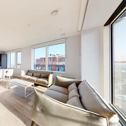 Rent this 2 bed apartment on Asha Point in 2 New Lion Way, London