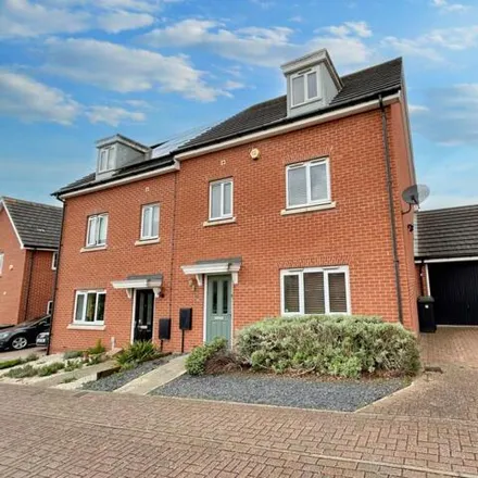 Buy this 4 bed townhouse on Buzzard Rise in Stowmarket, IP14 5JE