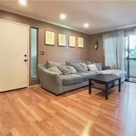 Image 4 - 18107 American Beauty Drive, Santa Clarita, CA 91387, USA - Condo for sale